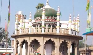 कटरमाला के मुस्तफापुर हरशेर में हज़रत गुलाम रसूल शाह वारसी के 42वें उर्स की तैयारियां तेज, 1 और 2 जून को जुटेंगे जायरीन।